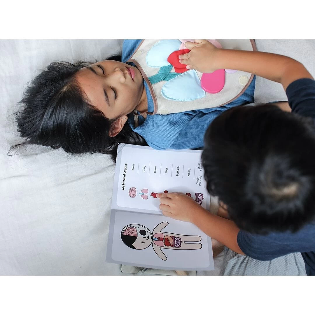 Plantoys Surgeon Play Set 5 Plantoys Surgeon Play Set - Image 3