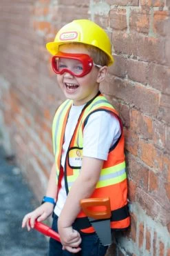 Construction Worker With Accessories -Kids Toys Store 3 a6494991 9f42 4b57 8b40 366f748aab04