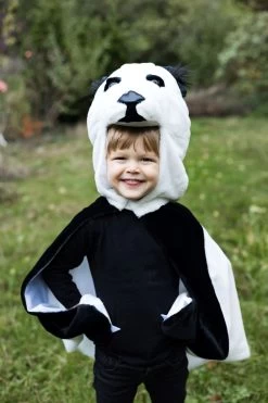 Panda Cuddle Cape -Kids Toys Store 5 1fda99ee a2bc 4fac 8031 edc25309589a