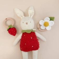 Bunny Strawberry Plushie -Kids Toys Store 648f96f496f35ec50b0cc490e0b84009da41858548c4984204c07a892604e2c6