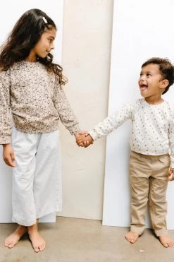 Bunny Crew Neck Long Sleeve Organic Cotton Shirt -Kids Toys Store EQ9A2950