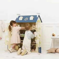 Palace Wooden Dolls House -Kids Toys Store H152 palace wooden dolls house children playing with furniture