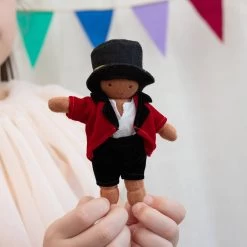 Holdie Rolando The Ringleader 17 Holdie Rolando The Ringleader -Kids Toys Store Holdie Rolando Ringleader Lifestyle 2