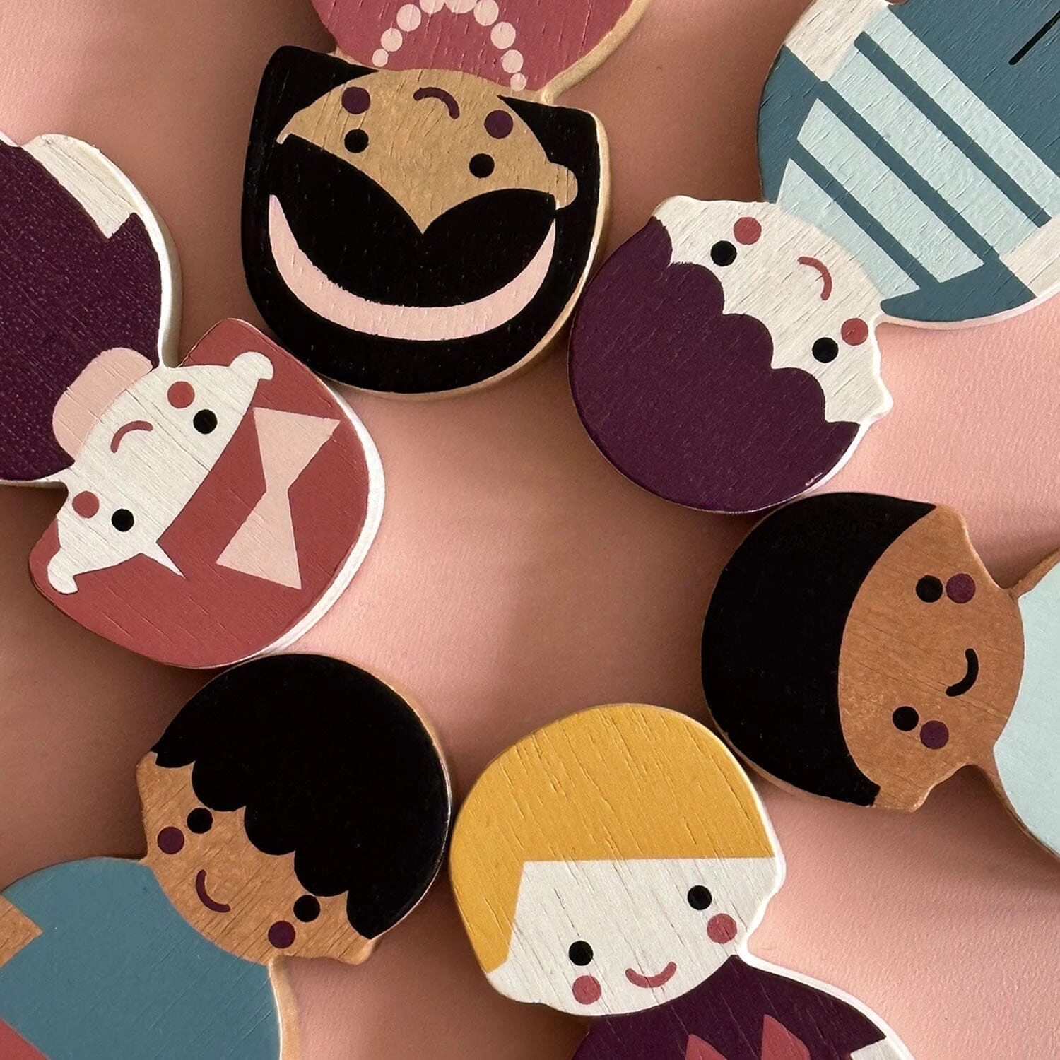 Doll Family And Pets Bundle 5 Doll Family And Pets Bundle - Image 3